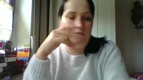 Snapshot of _squirty_pussyyy_ chatting on December 2025 01:07:01 PM Melisa online show from December 2025 01:07:01 PM