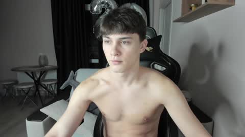 MARKPVT IS OPEN online show from January 2025 03:34:02 AM