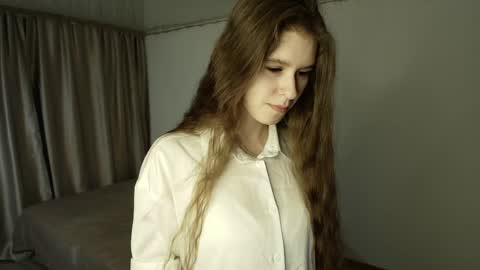 Snapshot of _stella_grace_ chatting on April 2026 08:23:01 AM Stella Grace online show from April 2026 08:23:01 AM