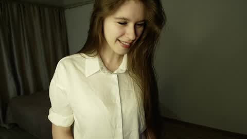 Snapshot of _stella_grace_ chatting on April 2026 10:57:01 AM Stella Grace online show from April 2026 10:57:01 AM