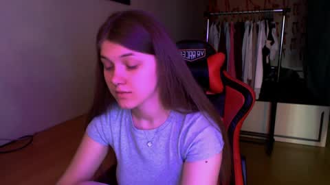 Mari online show from April 2026 11:40:02 AM