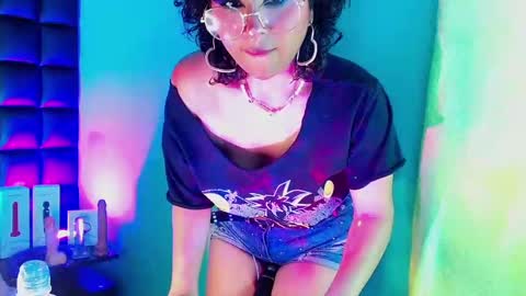 Kuromi online show from December 2024 08:02:01 AM