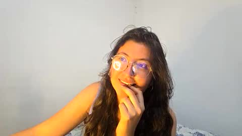 Snapshot of _sweet_melodyy chatting on May 2026 09:55:02 PM _sweet_melodyy online show from May 2026 09:55:02 PM