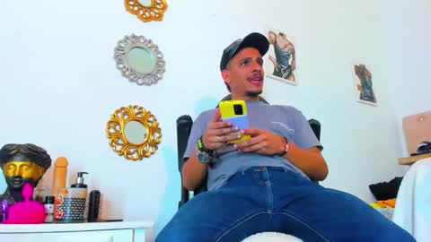 Snapshot of _tarek_ chatting on October 2025 03:07:02 PM _tarek_ online show from October 2025 03:07:02 PM