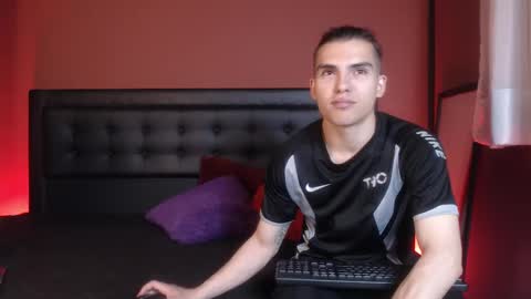    online show from February 2025 03:05:02 PM