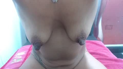 Snapshot of _thamaraa_ chatting on July 2026 03:21:02 PM Tamara online show from July 2026 03:21:02 PM