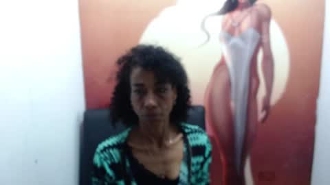 Snapshot of _thamaraa_ chatting on August 2026 02:04:02 PM Tamara online show from August 2026 02:04:02 PM