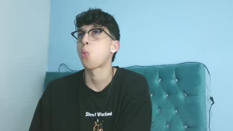 Thomas online show from April 2026 02:34:01 AM