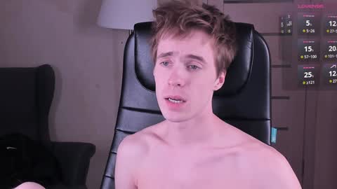 Snapshot of _tokyo_ghoul chatting on December 2024 01:09:02 PM _tokyo_ghoul online show from December 2024 01:09:02 PM