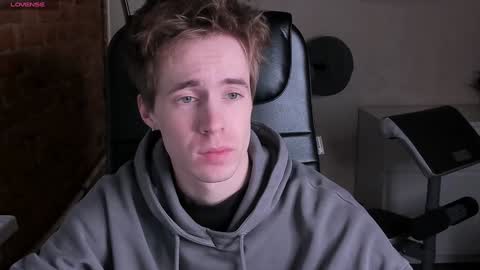 Snapshot of _tokyo_ghoul chatting on December 2024 10:12:02 AM _tokyo_ghoul online show from December 2024 10:12:02 AM