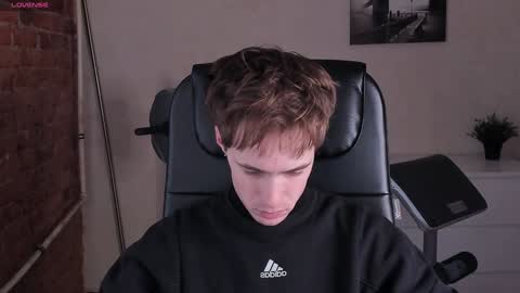 Snapshot of _tokyo_ghoul chatting on January 2025 10:12:02 AM _tokyo_ghoul online show from January 2025 10:12:02 AM