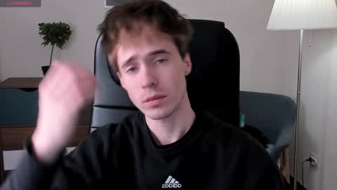 Snapshot of _tokyo_ghoul chatting on January 2025 10:21:02 AM _tokyo_ghoul online show from January 2025 10:21:02 AM