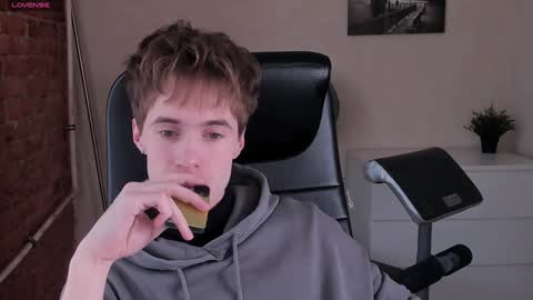 Snapshot of _tokyo_ghoul chatting on January 2025 10:11:02 AM _tokyo_ghoul online show from January 2025 10:11:02 AM