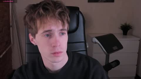 Snapshot of _tokyo_ghoul chatting on January 2025 10:11:01 AM _tokyo_ghoul online show from January 2025 10:11:01 AM