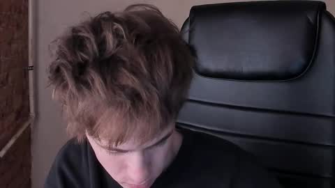 Snapshot of _tokyo_ghoul chatting on February 2025 04:20:01 PM _tokyo_ghoul online show from February 2025 04:20:01 PM