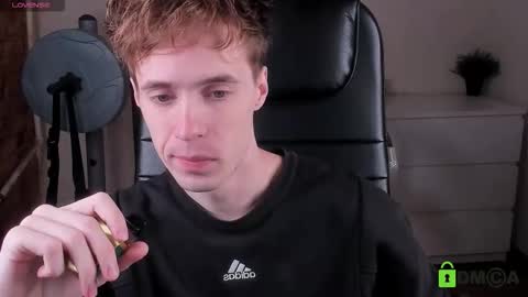 Snapshot of _tokyo_ghoul chatting on September 2025 10:27:01 AM _tokyo_ghoul online show from September 2025 10:27:01 AM