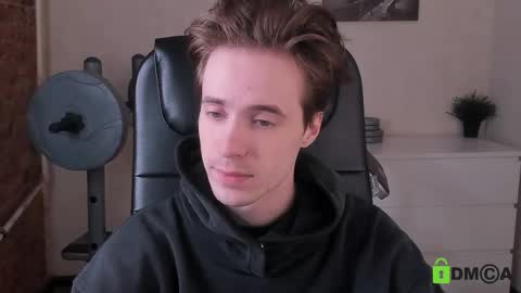 Snapshot of _tokyo_ghoul chatting on November 2025 10:17:01 AM _tokyo_ghoul online show from November 2025 10:17:01 AM