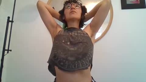 Snapshot of _tutti_frutti_ chatting on July 2026 09:50:01 PM _tutti_frutti_ online show from July 2026 09:50:01 PM