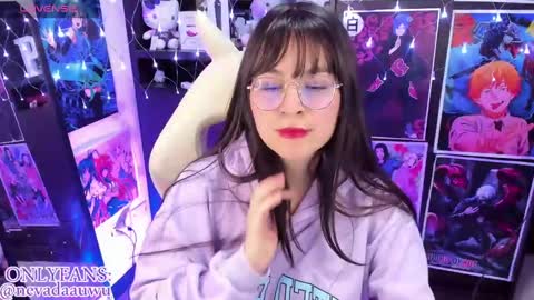 Snapshot of _urcutekitty chatting on January 2025 10:11:02 PM online show from January 2025 10:11:02 PM