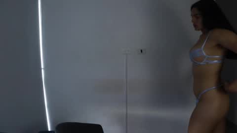 Anastasia Vahos online show from January 2025 09:25:01 PM