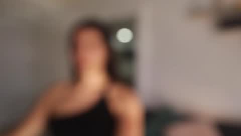 Anastasia Vahos online show from October 2025 05:10:02 PM