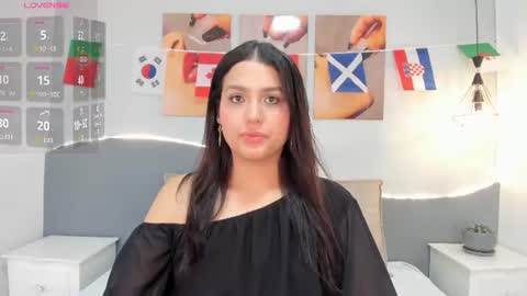 Snapshot of _valerycooper chatting on June 2026 01:24:02 PM _valerycooper online show from June 2026 01:24:02 PM