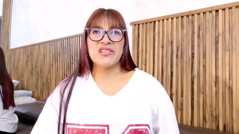 Veronica online show from October 2025 01:08:02 PM