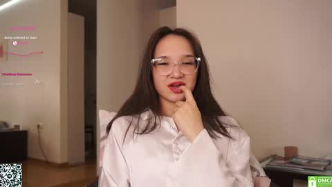 Viola online show from March 2025 09:42:02 PM