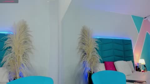 Victoria online show from February 2026 08:05:01 PM