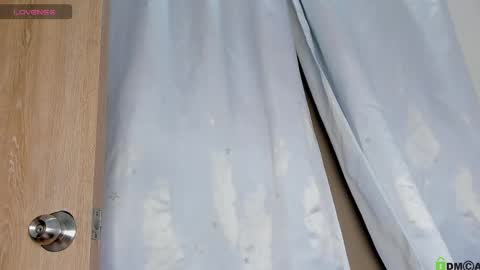 Snapshot of _victoria_milf_ chatting on April 2026 08:39:02 PM victoria online show from April 2026 08:39:02 PM
