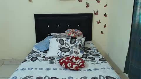 _victoriia_971 online show from January 2026 01:59:01 PM