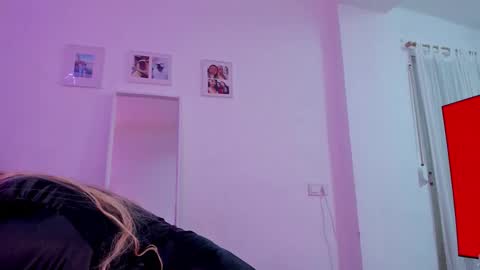   online show from December 2025 07:21:02 PM