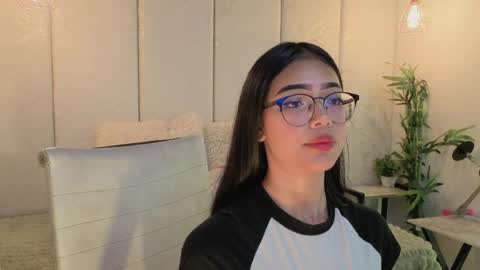   online show from April 2026 07:44:01 PM