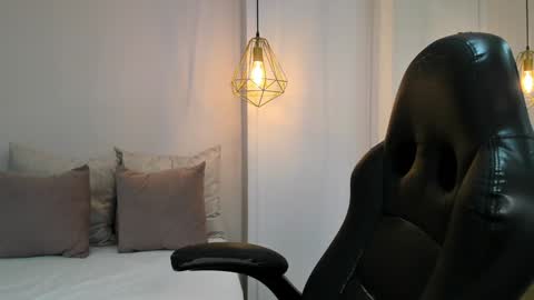  Vix  online show from December 2024 11:06:02 PM