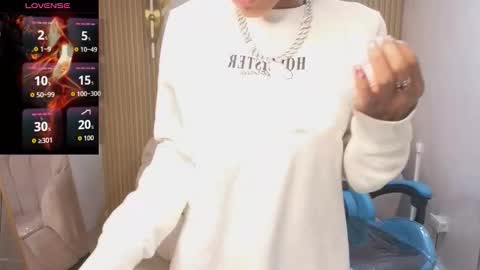 Snapshot of _wendy_b chatting on November 2025 03:18:02 AM wendy online show from November 2025 03:18:02 AM