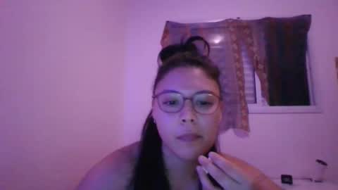 _youme online show from September 2025 01:17:01 AM