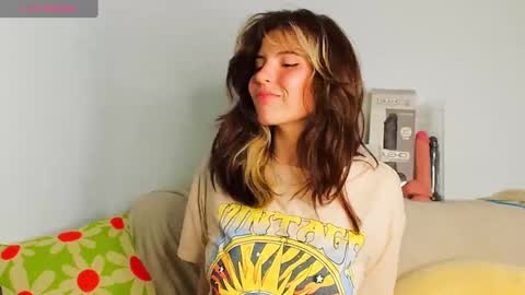 Snapshot of _yourcherrybomb chatting on January 2025 03:01:01 AM _yourcherrybomb online show from January 2025 03:01:01 AM