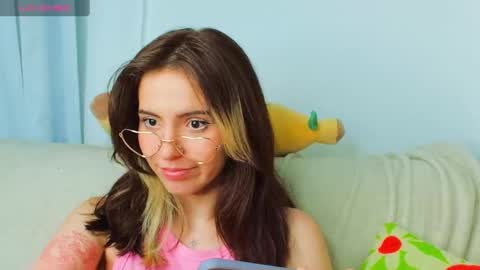 Snapshot of _yourcherrybomb chatting on January 2025 10:32:02 AM _yourcherrybomb online show from January 2025 10:32:02 AM