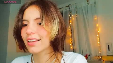 Snapshot of _yourcherrybomb chatting on February 2025 06:39:01 AM _yourcherrybomb online show from February 2025 06:39:01 AM