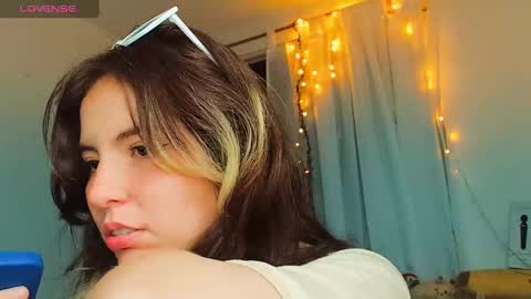 Snapshot of _yourcherrybomb chatting on February 2025 09:53:02 AM _yourcherrybomb online show from February 2025 09:53:02 AM