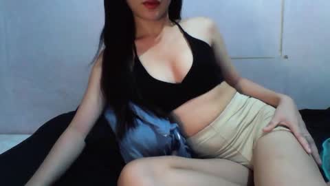 Snapshot of _yourmyonlyb_22 chatting on December 2024 05:10:01 PM cherry online show from December 2024 05:10:01 PM