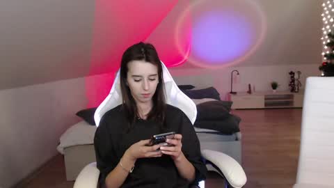 Snapshot of _yummybabes_ chatting on December 2024 08:21:02 PM Nicole Thomas Dave online show from December 2024 08:21:02 PM