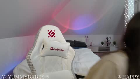 Snapshot of _yummybabes_ chatting on January 2025 02:50:02 PM Nicole Thomas Dave online show from January 2025 02:50:02 PM