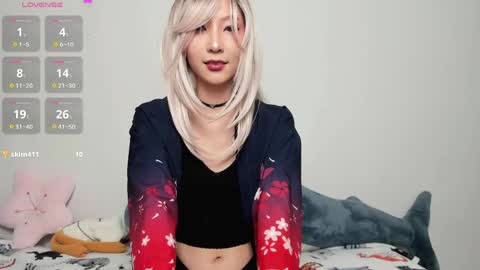 Snapshot of _yuriko chatting on May 2026 10:17:01 PM Mia online show from May 2026 10:17:01 PM