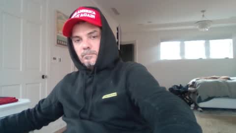 Zeus online show from January 2025 07:05:01 PM