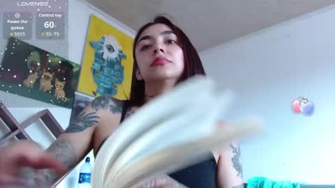 Zoe  online show from April 2026 05:25:01 PM