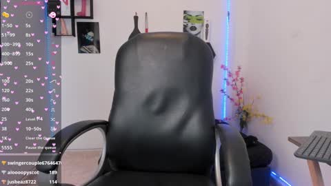 Zoe online show from March 2025 12:15:01 AM