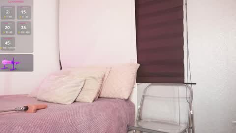 Snapshot of a__vanellopecute chatting on November 2025 09:55:02 AM Alexandra online show from November 2025 09:55:02 AM