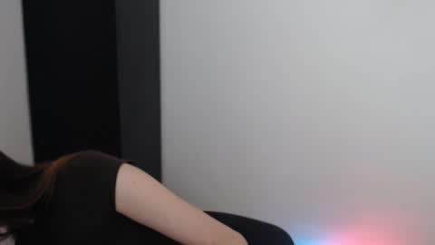 a_ariella_ online show from September 2025 07:29:01 AM