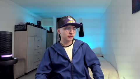 alejo online show from December 2024 06:26:02 PM